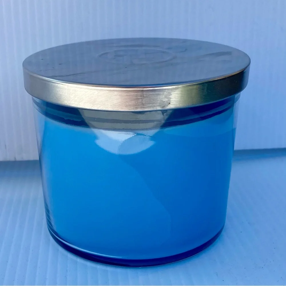 Huntington Home Mountain Air Scented Candle Soy Blend 3 Wick Candle 14 oz 40 hrs - Picture 3 of 5